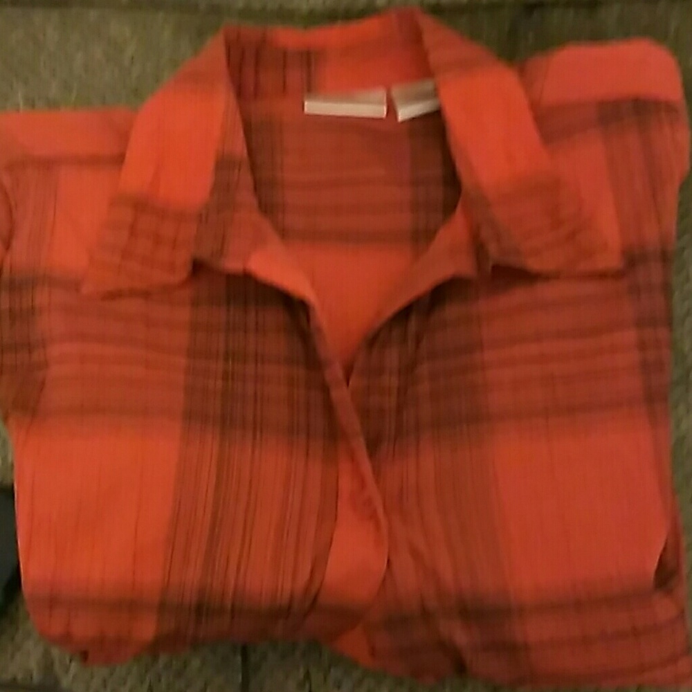 Top - Picture 2 of 2